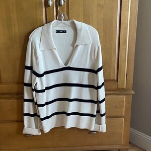 Madewell Cream and Black V-Neck Sweater